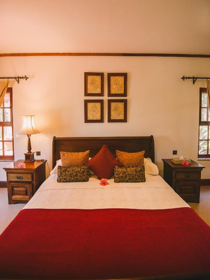 Отель The Manor At Ngorongoro Аруша Экстерьер фото