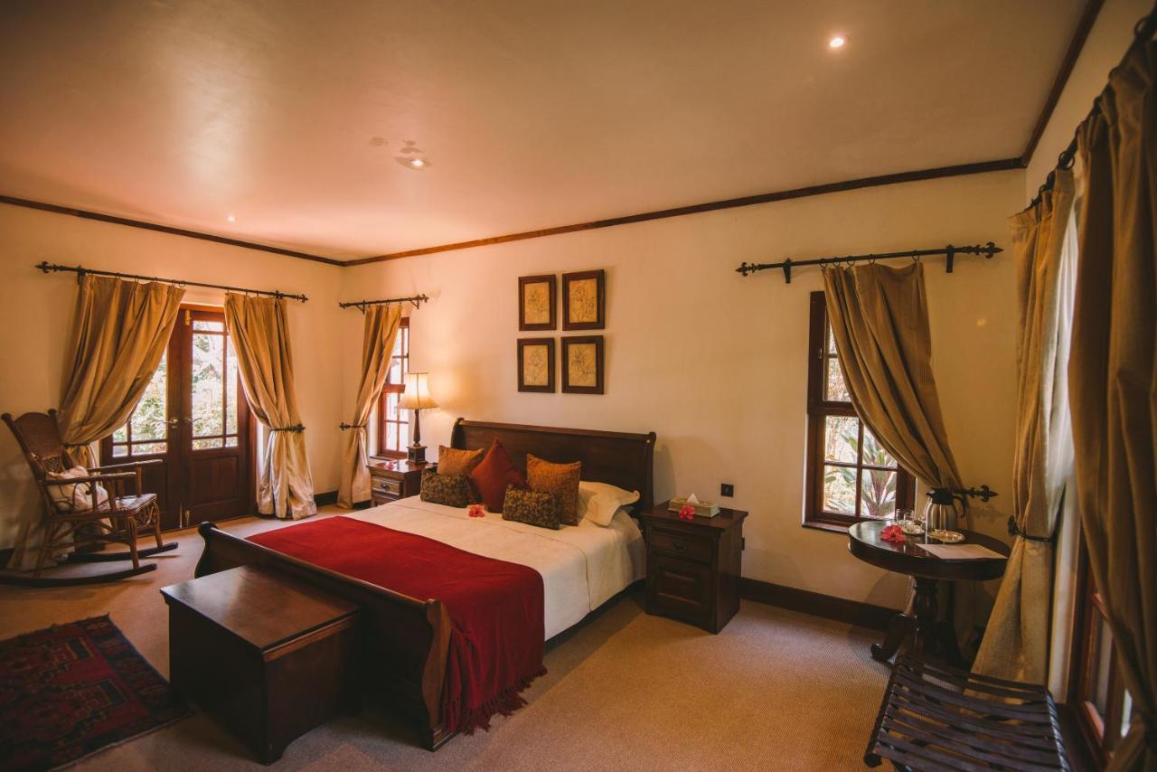 Отель The Manor At Ngorongoro Аруша Экстерьер фото